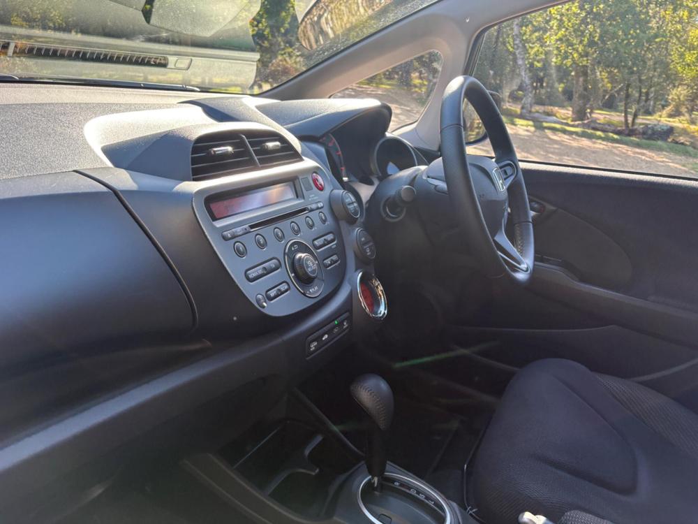 Honda Jazz Photo at-55ffc81cb0ac45f582c2526471ccd641.jpg