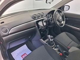 Suzuki Vitara Photo 15
