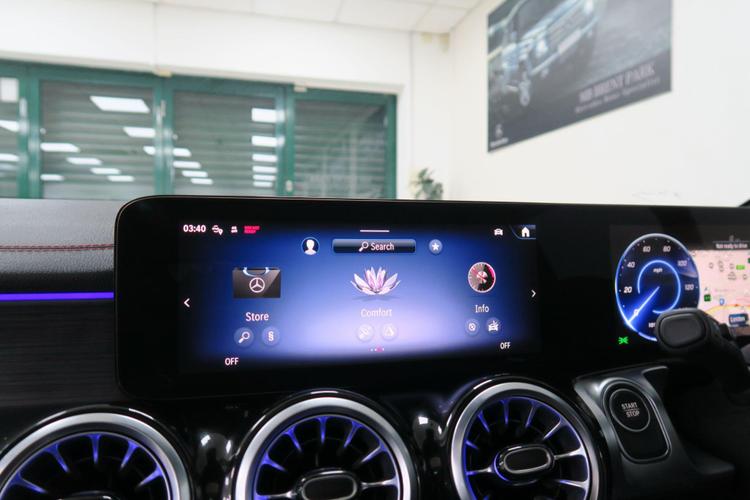 Used Mercedes-Benz EQB WN74YZD 18