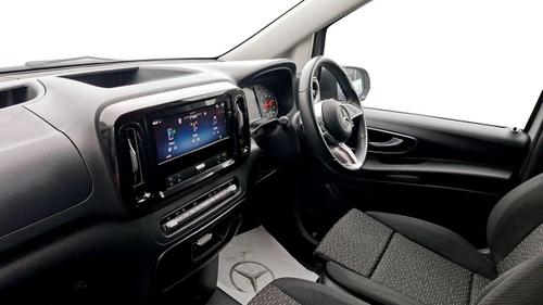 Mercedes-Benz Vito Photo at-56a3748254504c599cf71f2c486456ae.jpg