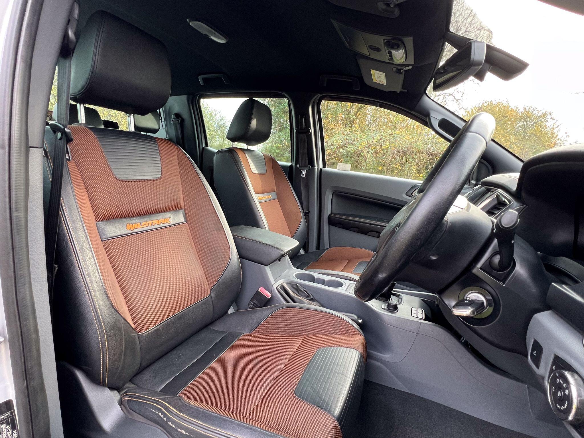 Ford Ranger 3.2 TDCi Wildtrak Auto 4WD Euro 5 4dr — photo 20