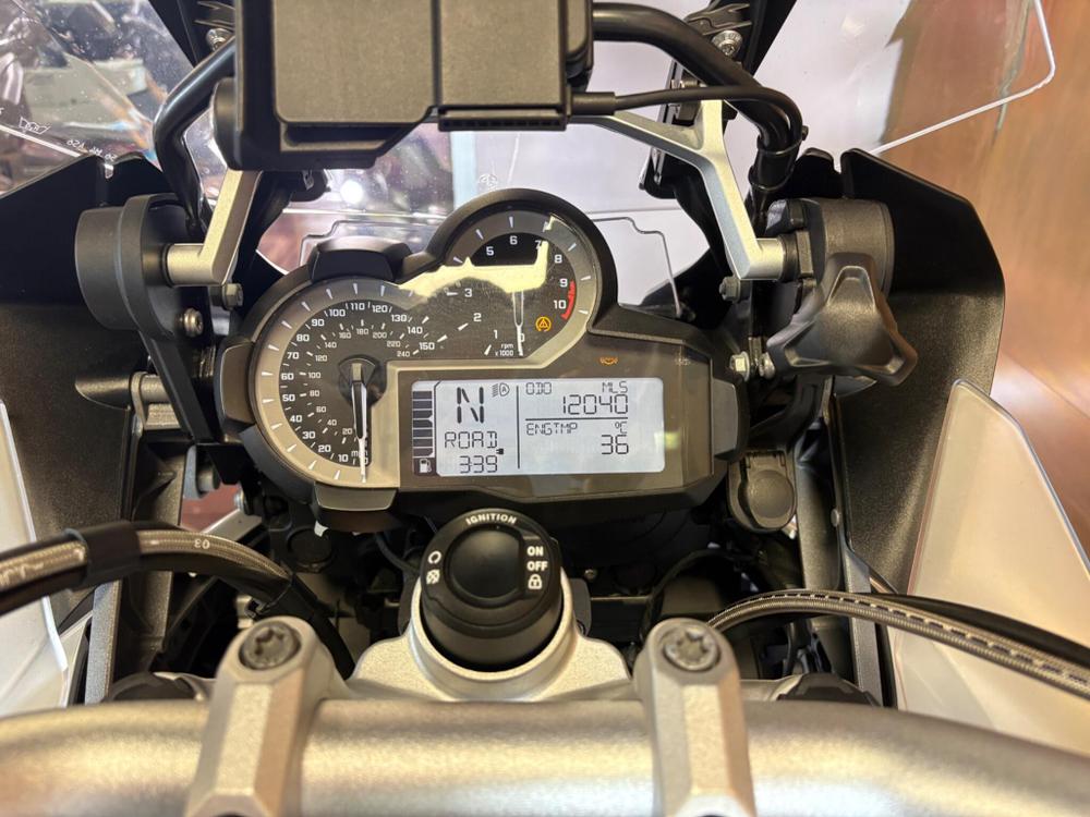 BMW R 1200 GS Adventure Photo at-56cc8e54577442cb91822c8966bcd11f.jpg