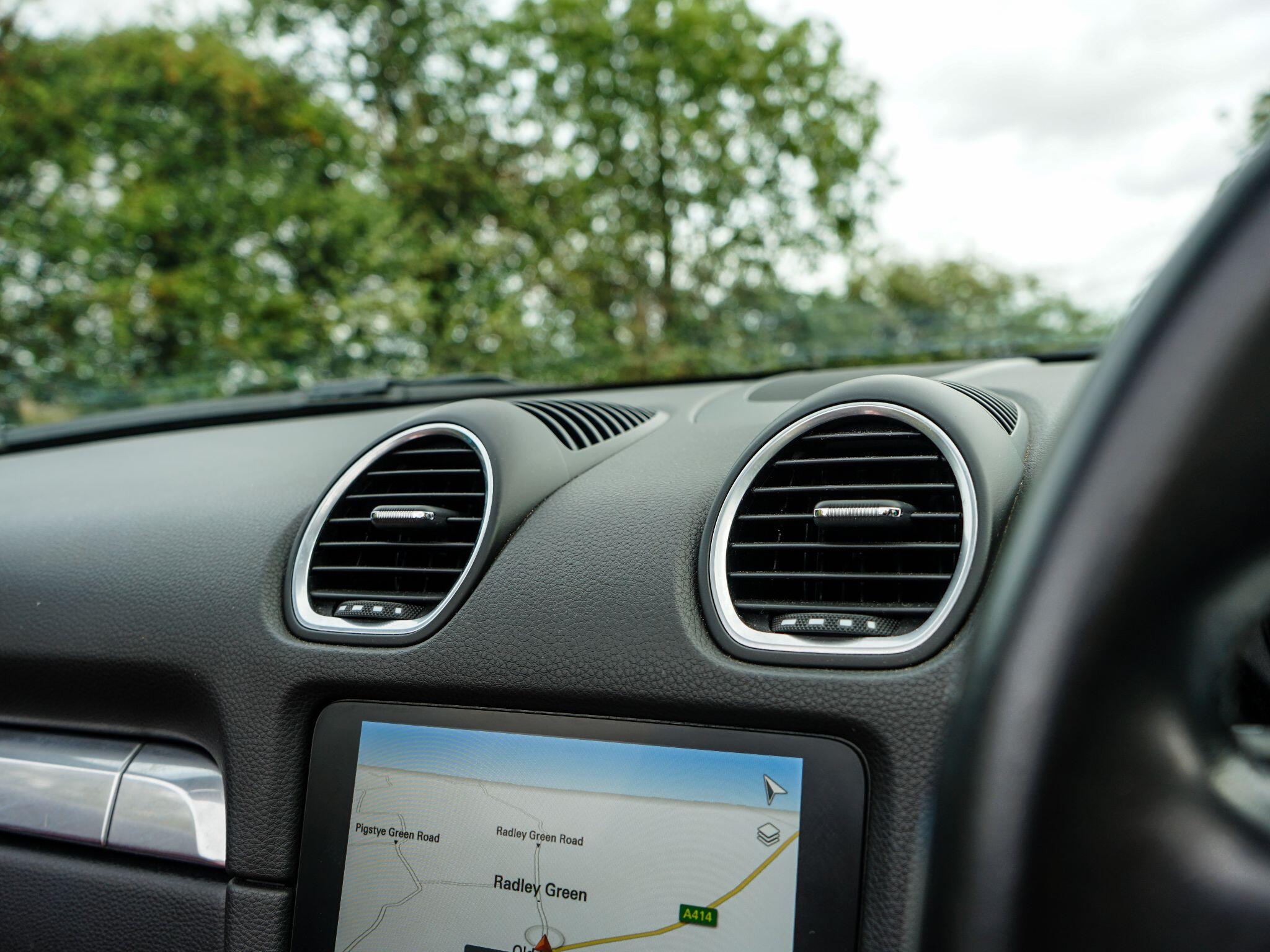 Porsche 718 Boxster 2.5T S Convertible 2dr Petrol PDK Euro 6 (s/s) (350 ps) — photo 23
