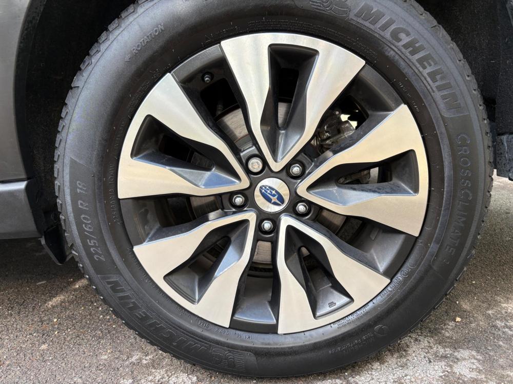 Used Subaru Outback VX25UJR 17