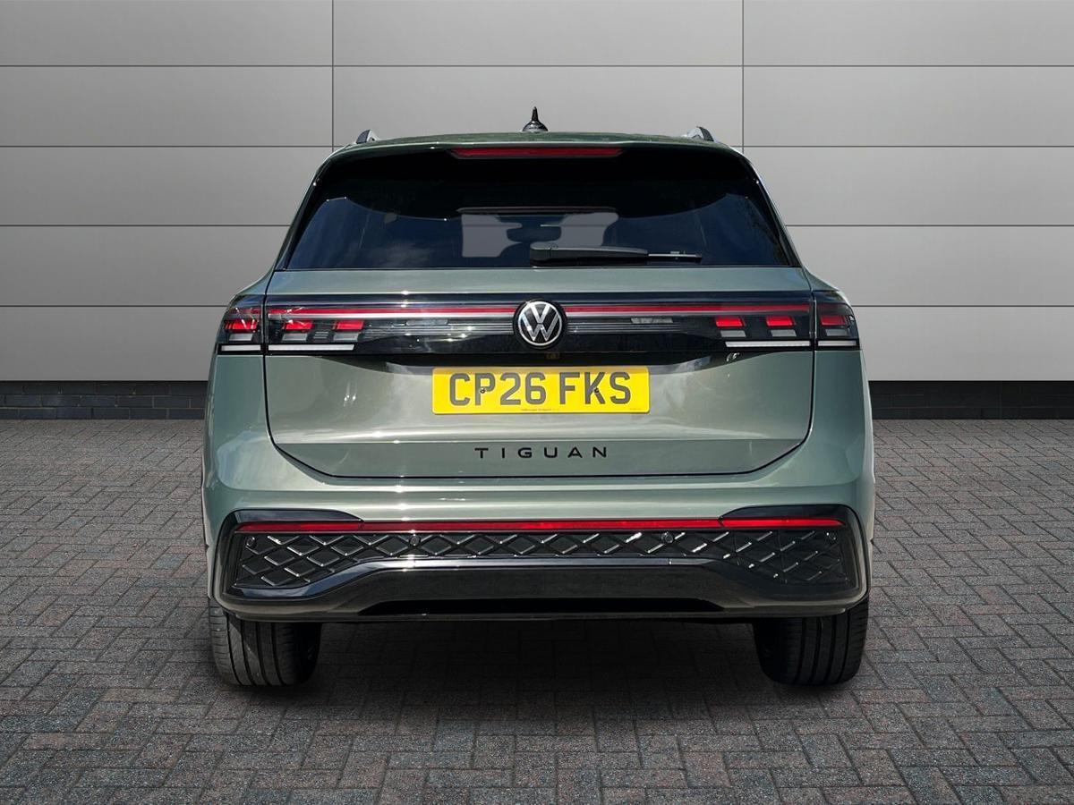Volkswagen Tiguan Photo at-5716323f358c4717ac4a8284d184d752.jpg