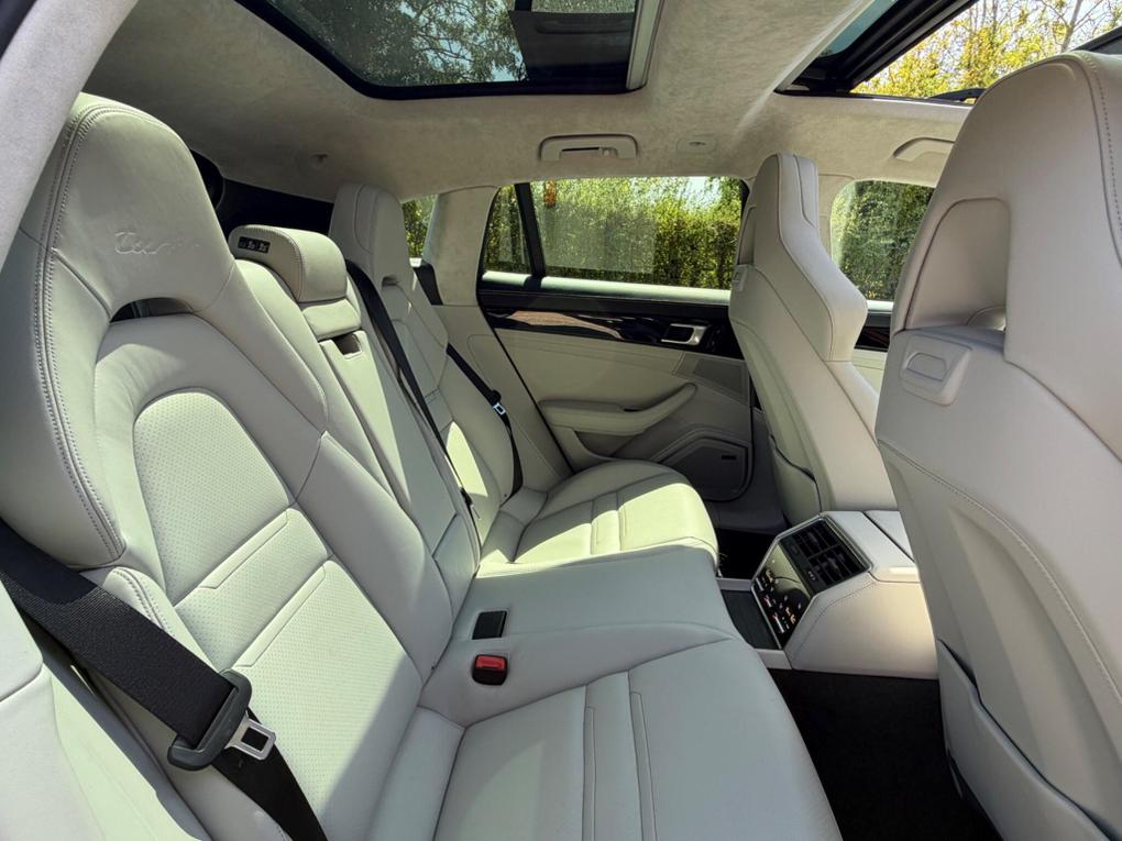 Used Porsche Panamera WV67UNP 21