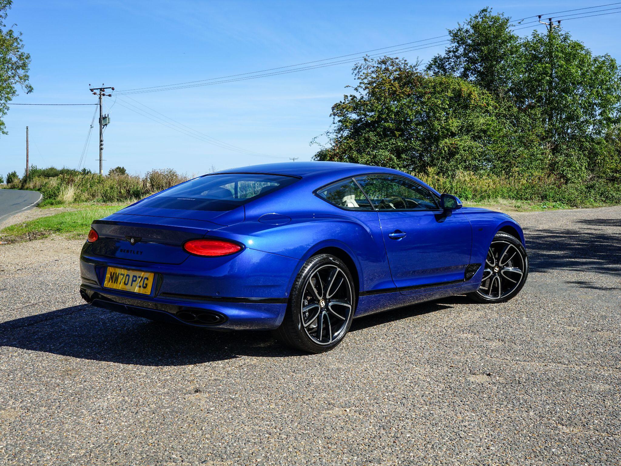 Bentley Continental 4.0 V8 GT Coupe 2dr Petrol Auto 4WD Euro 6 (s/s) (550 ps) — photo 4