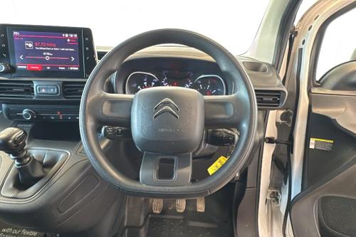 Citroen BERLINGO Photo at-574d3a89edb141608f8f53fee45870ca.jpg