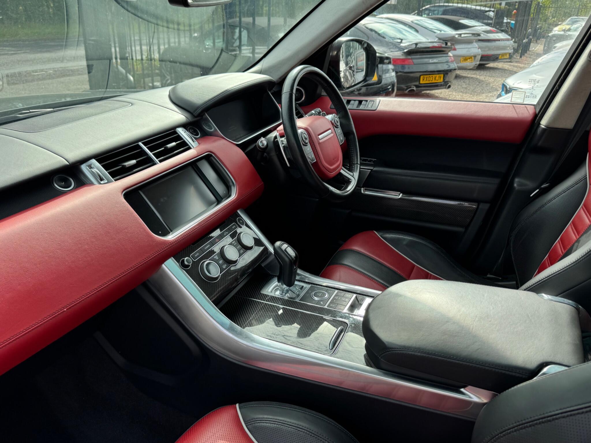 Land Rover Range Rover Sport 5.0 V8 SVR SUV 5dr Petrol Auto 4WD Euro 6 (s/s) (550 ps) — photo 5
