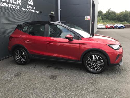 SEAT Arona Photo at-575ee5af95484b34a8ed333e2fe2d6b7.jpg