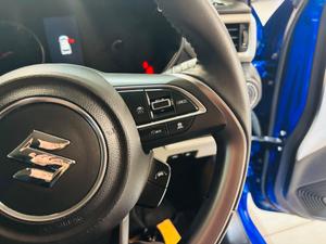 Suzuki Swift Photo 27