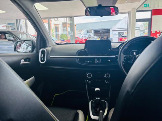 Kia Picanto Photo at-5787ff0cbb724fde9a4220c9921480bf.jpg