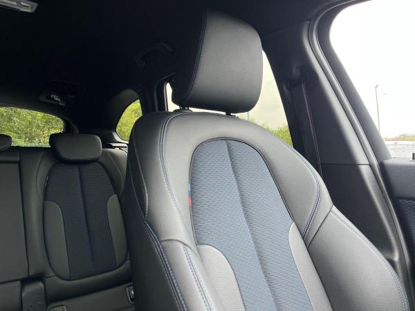 BMW X1 Photo at-578e6f4e7ace460f8249643c00859bd1.jpg