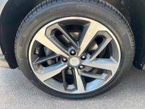 Hyundai KONA Photo 8
