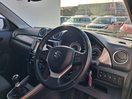 Suzuki Vitara Photo 9