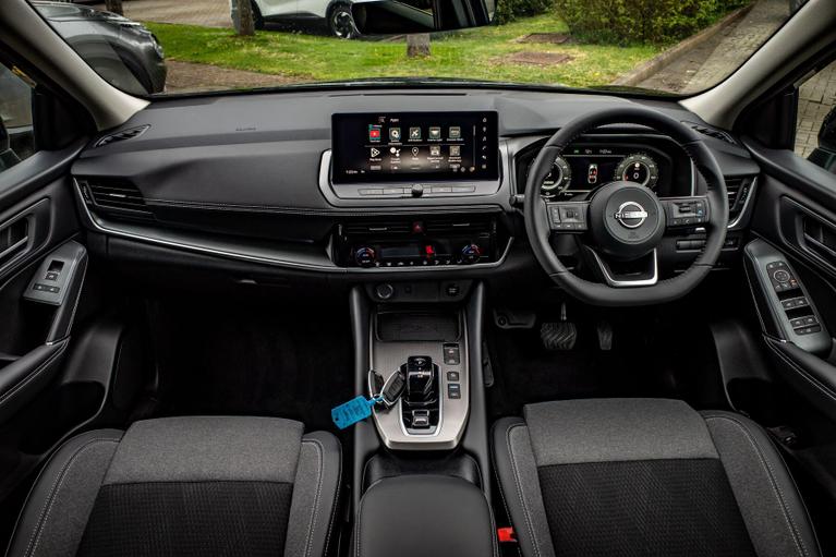 Used Nissan Qashqai WR26UET 9