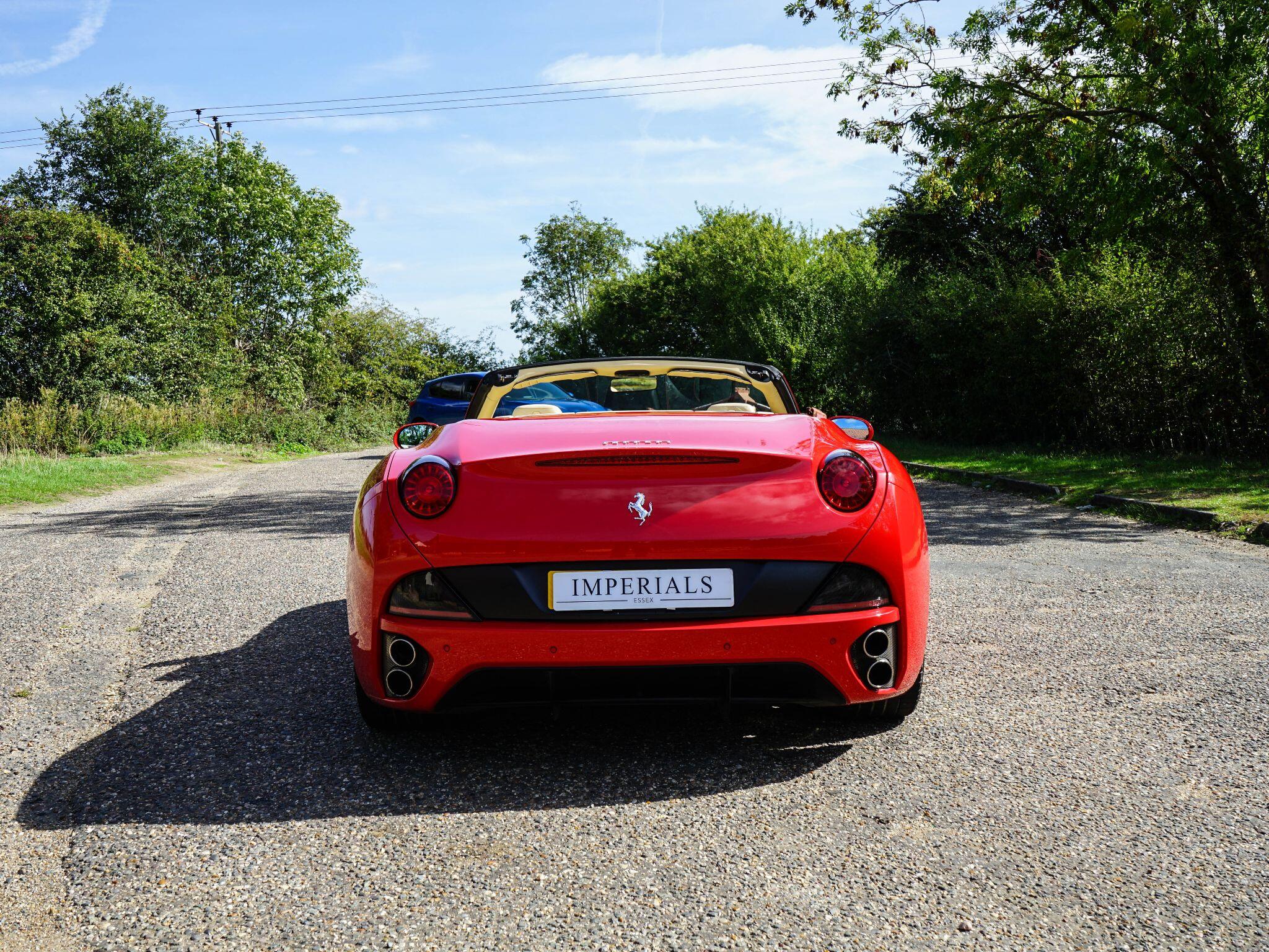 Ferrari California 4.3 F1 DCT Euro 5 2dr — photo 11