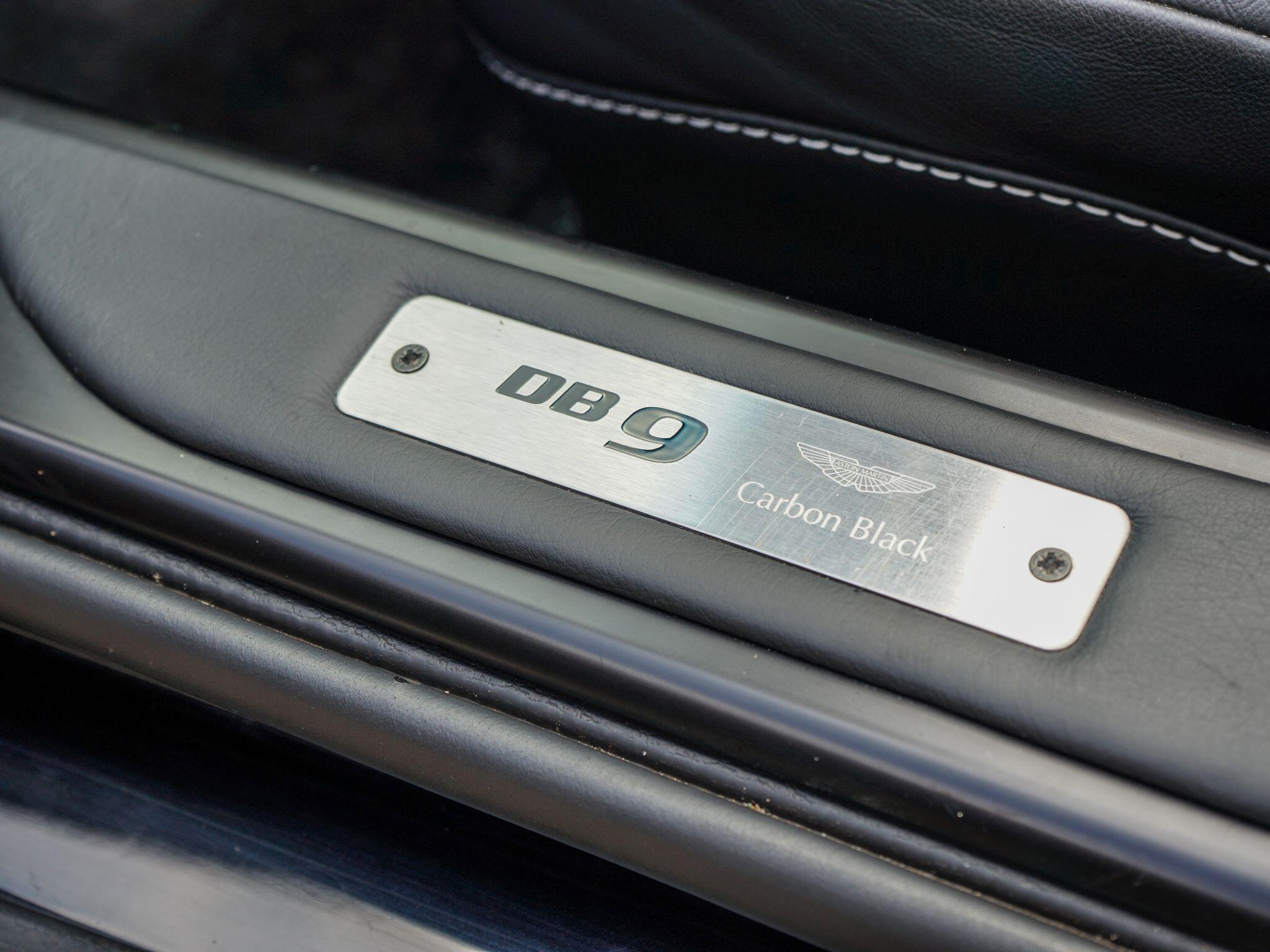 Aston Martin DB9 6.0 V12 Volante 2dr Petrol T-TronicII Euro 5 (470 bhp) — photo 9