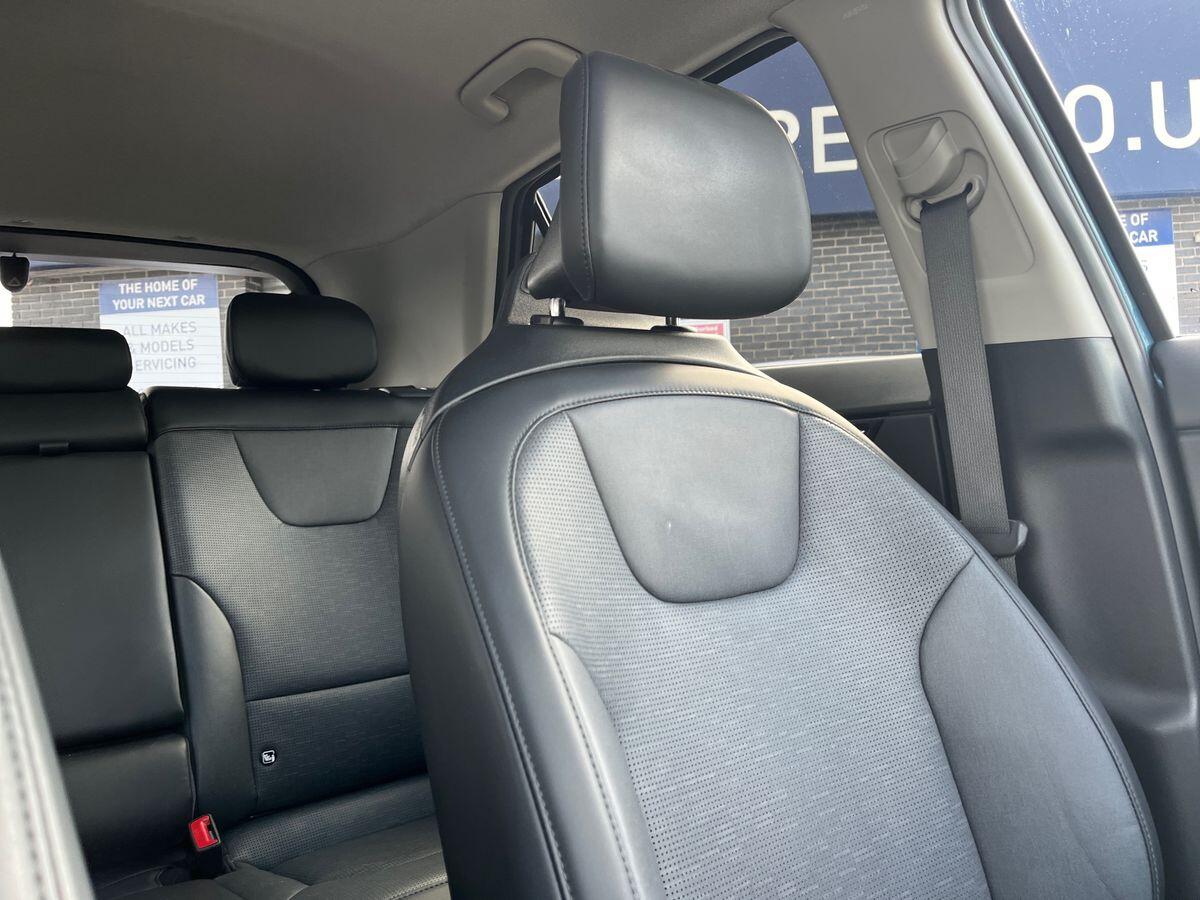 Kia Niro Photo 40
