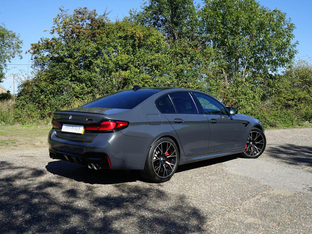 Used BMW M5 YG71ZNA 4