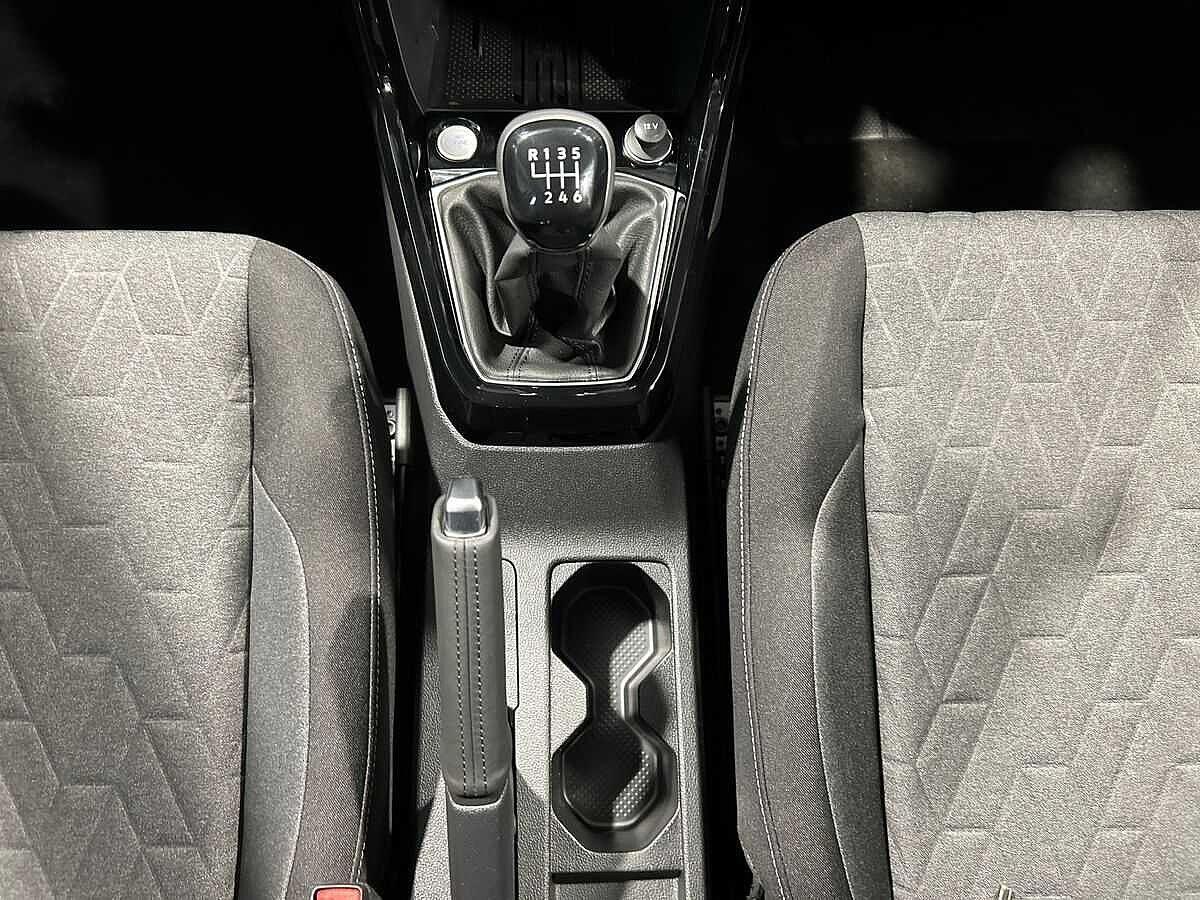 Volkswagen T-Cross Photo at-583078f7a5f846c08b650fc23617255d.jpg