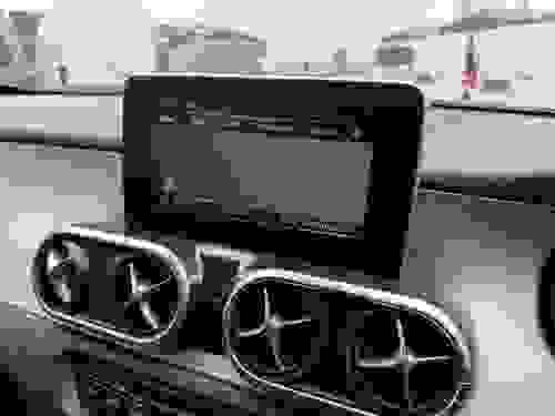 Mercedes-Benz X-Class Photo at-583e6d283536481bacb3e3beea3f33e4.jpg