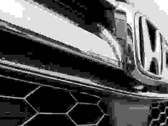Honda CR-V Hybrid Photo at-588f8043422442aea6c78c81c4d53e0e.jpg