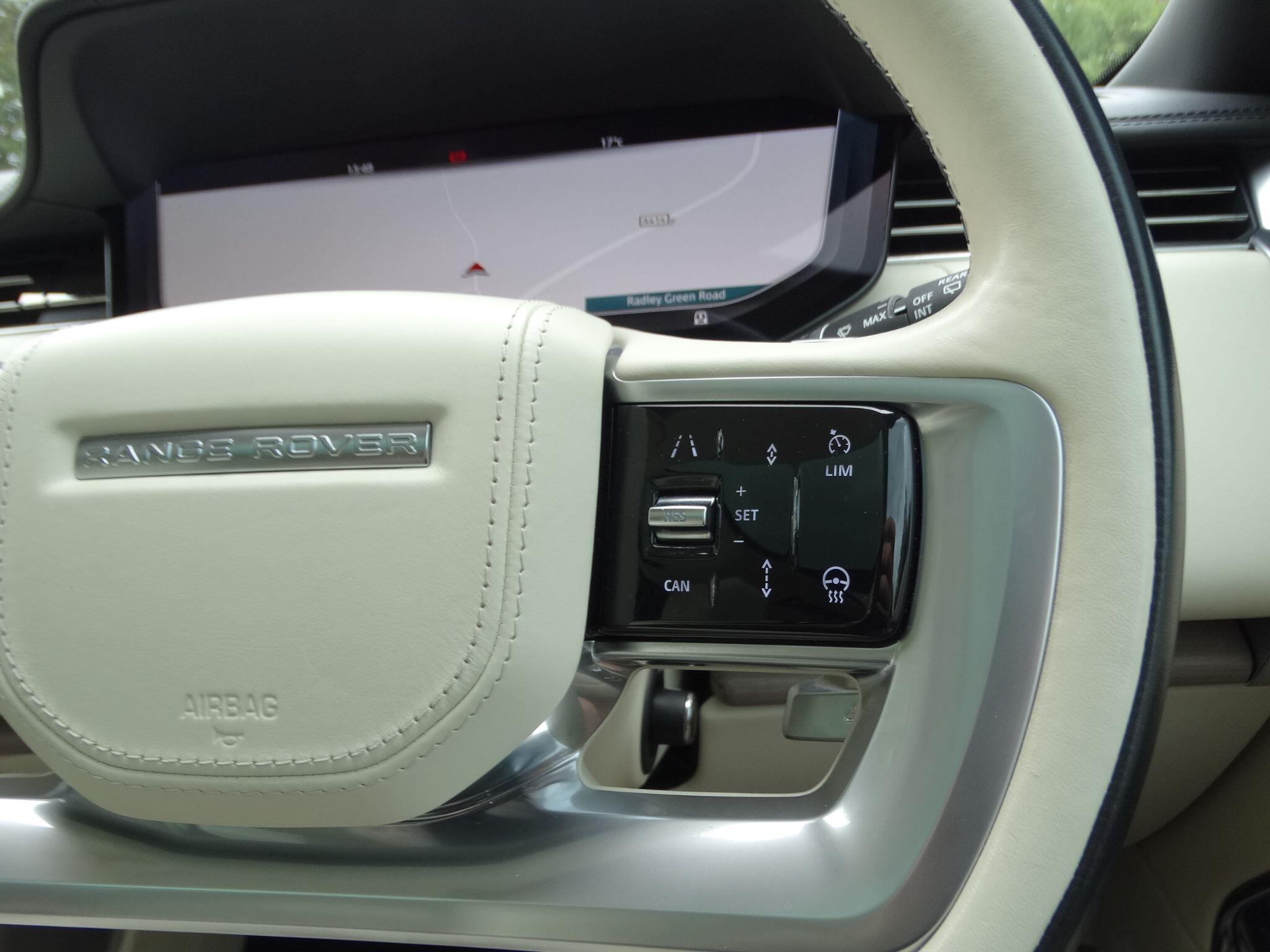 Land Rover Range Rover 3.0 D350 MHEV First Edition Auto 4WD Euro 6 (s/s) 5dr — photo 42