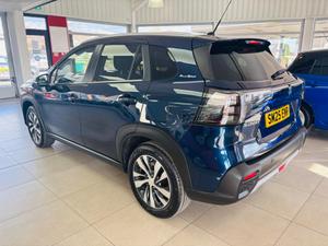 Suzuki S-Cross Photo 4