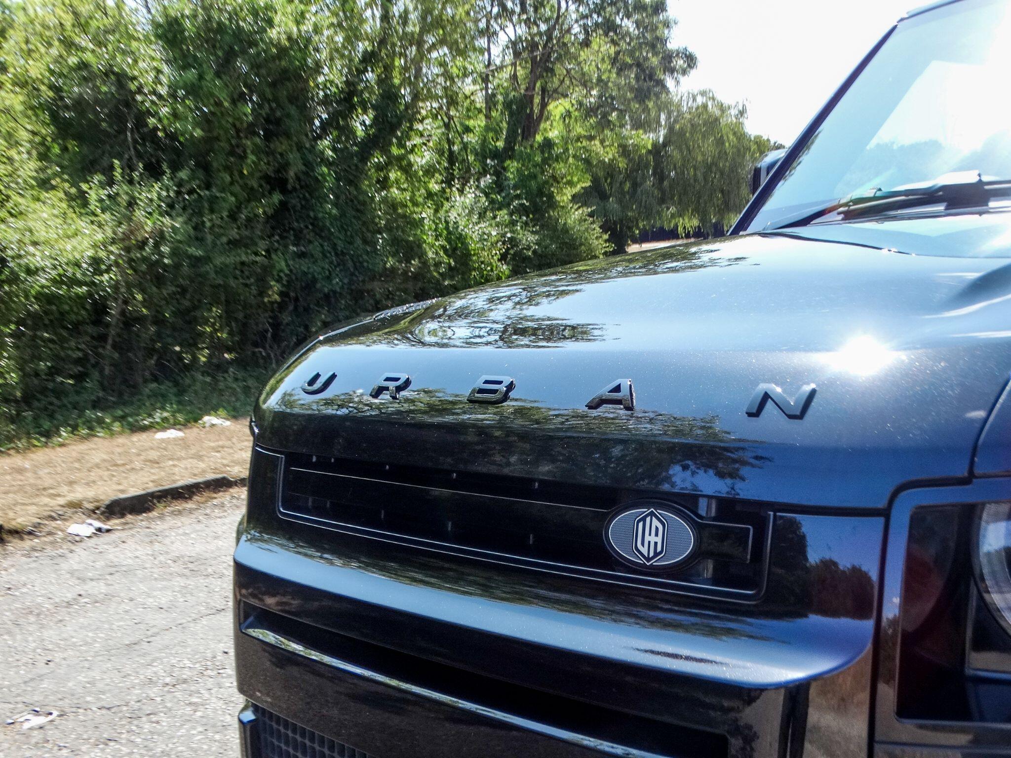 Land Rover Defender 110 3.0 D300 MHEV X-Dynamic HSE Auto 4WD Euro 6 (s/s) 5dr — photo 9