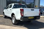 Isuzu D-MAX Photo 1