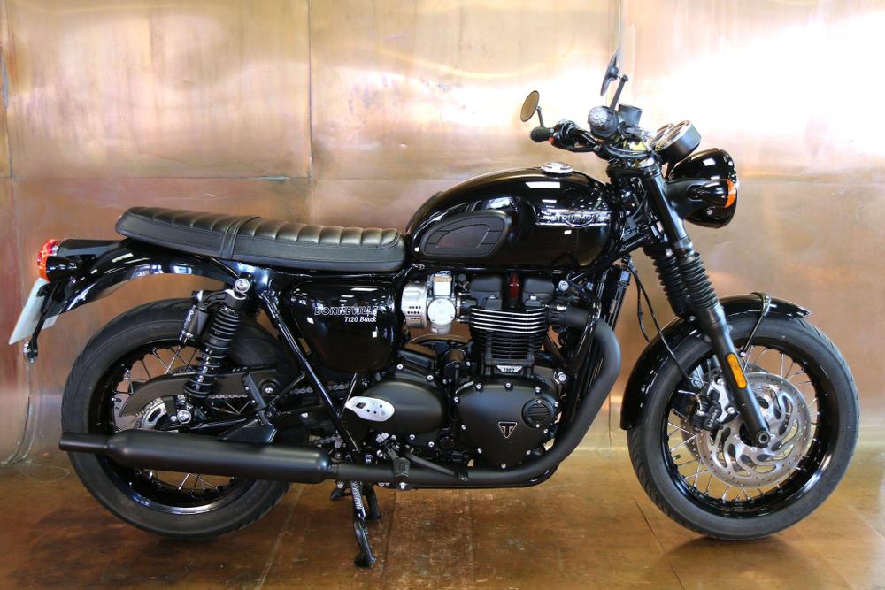 Triumph Bonneville T120 Photo at-596406a1a085435c88f41cd1dc785301.jpg