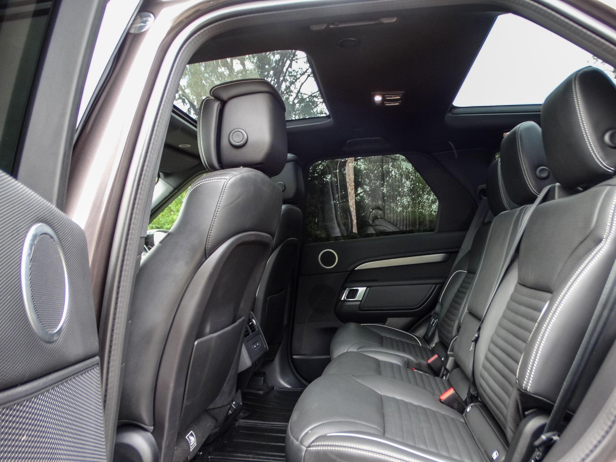 Land Rover Discovery 3.0 P360 MHEV Dynamic HSE Auto 4WD Euro 6 (s/s) 5dr — photo 14