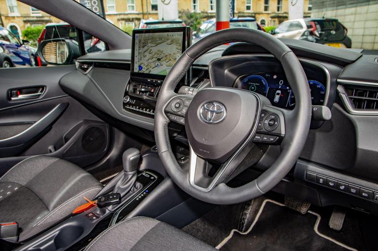 Used Toyota Corolla FP25JKU 25