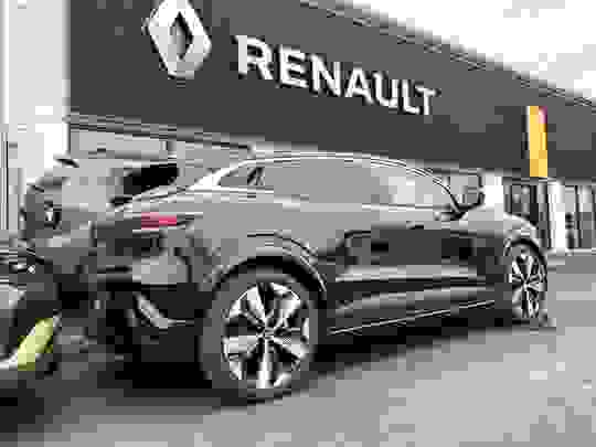 Renault MEGANE E-TECH 100% ELECTRIC Photo at-59950b616e6c42708cac75bd02fd25f3.jpg