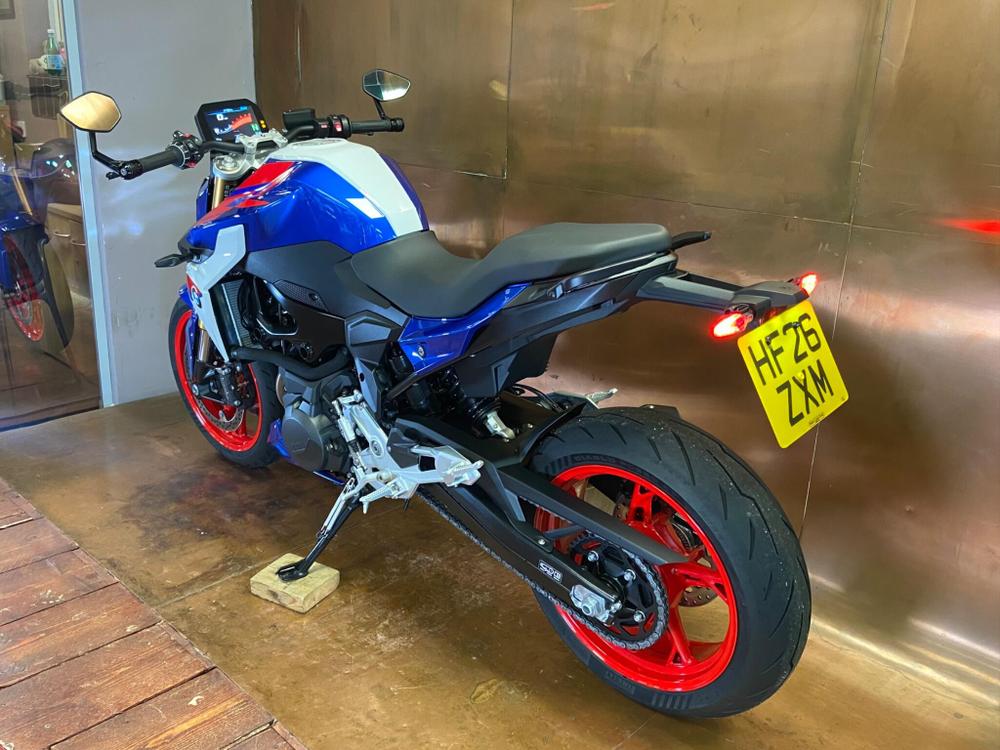 BMW F 900 R Photo at-5999e2b0113a456a948ba33a5915b3dd.jpg