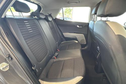 Kia STONIC Photo at-59a3689b2ef44cacaae87f8b26199f7e.jpg