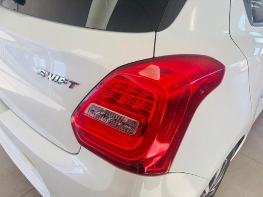 Suzuki Swift Photo at-59baa430444542218c3094da552c5c1a.jpg