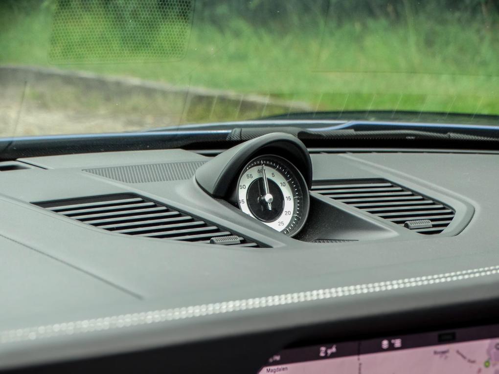 Used Porsche 911 FN69CXS 17