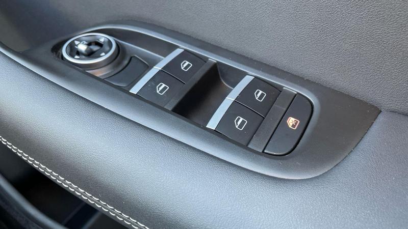 Chery Tiggo 4 Photo at-59d80603f8ba4f0496cbd3db2d63c9c6.jpg