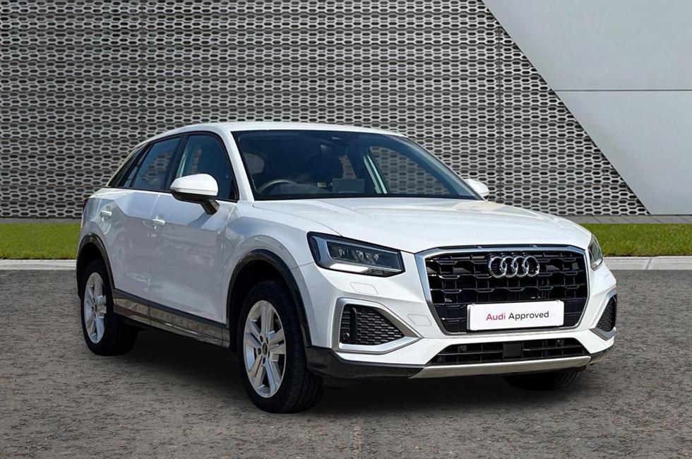 Audi Q2 Photo at-59df39b700a14fa3842db2408c9b9f12.jpg