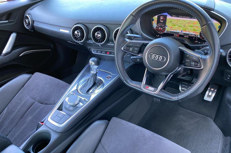 Audi TT Photo at-59ff7787ad64464fb87ad9f27e5cd83f.jpg
