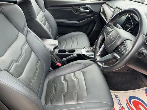 Isuzu D-MAX Photo at-5a04b86b957e4393b4d7e3ccd0473940.jpg