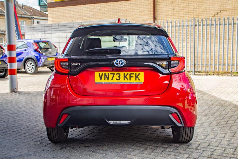Used Toyota Yaris VN73KFK 6