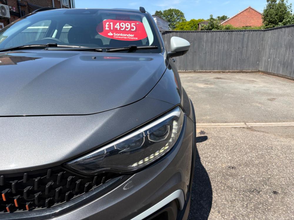 Fiat Tipo Photo at-5a3f7f2dbca64ebd928c24211b8cabc0.jpg