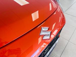 Suzuki Swift Photo 11