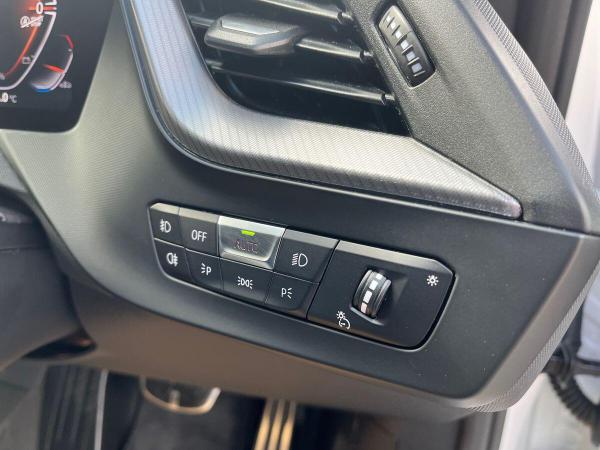 BMW 1 Series Photo at-5a534d49740d4feb8cd48c60e8b78e95.jpg