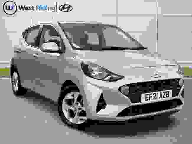 Used 2021 Hyundai i10 1.2 SE Connect Euro 6 (s/s) 5dr Silver at West Riding