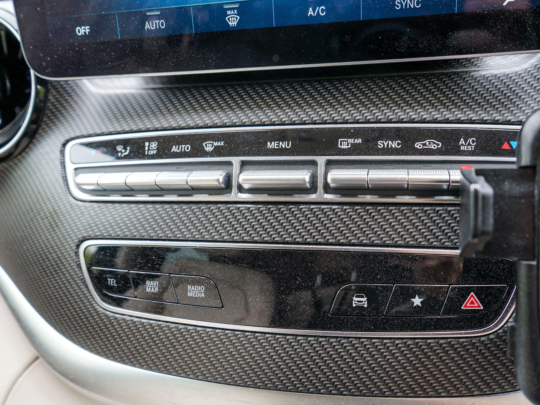 Mercedes-Benz V Class 2.0 V300d AMG Line G-Tronic+ Euro 6 (s/s) 5dr XLWB — photo 31