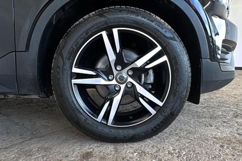 Volvo XC40 Photo at-5a6883aa7e104d22a9354b7c4ebb035f.jpg